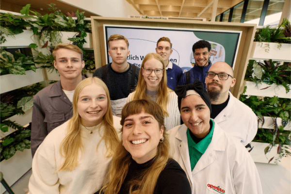 Selfie Azubis & Praktikanten