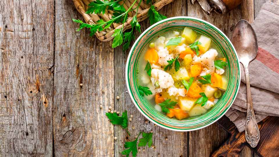 apetito-Magazin_Suppe mit Petersilie