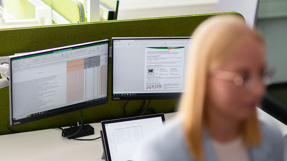 Mitarbeiterin sperrt Bildschirm nicht - Datenschutz