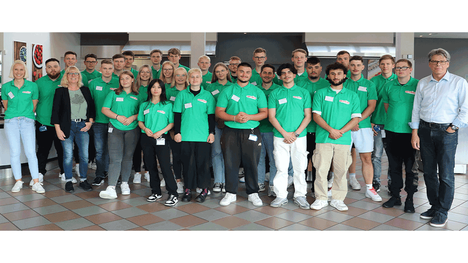 Gruppenbild der neuen Auszubildenen 2023