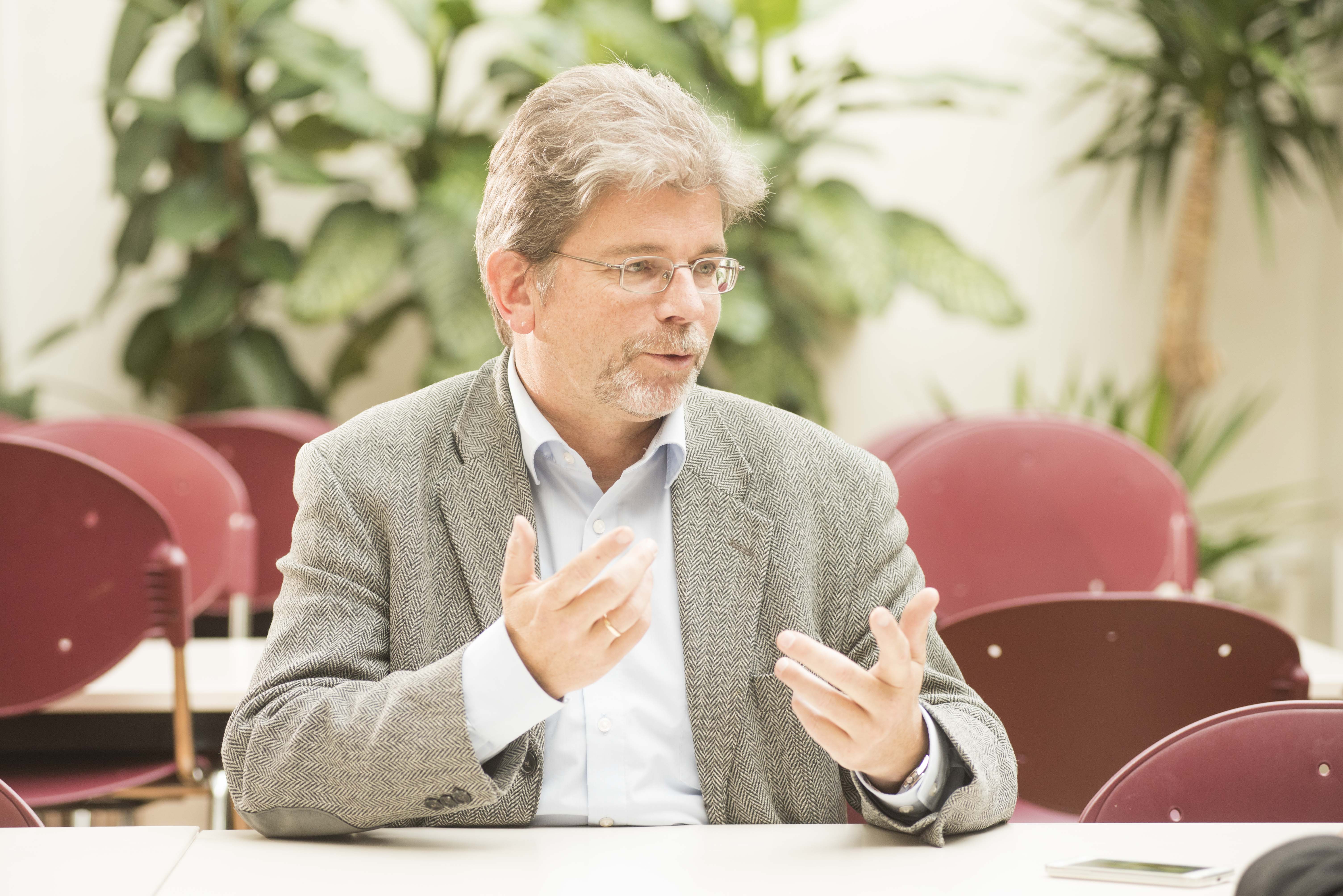 Schulverpflegung-Mann