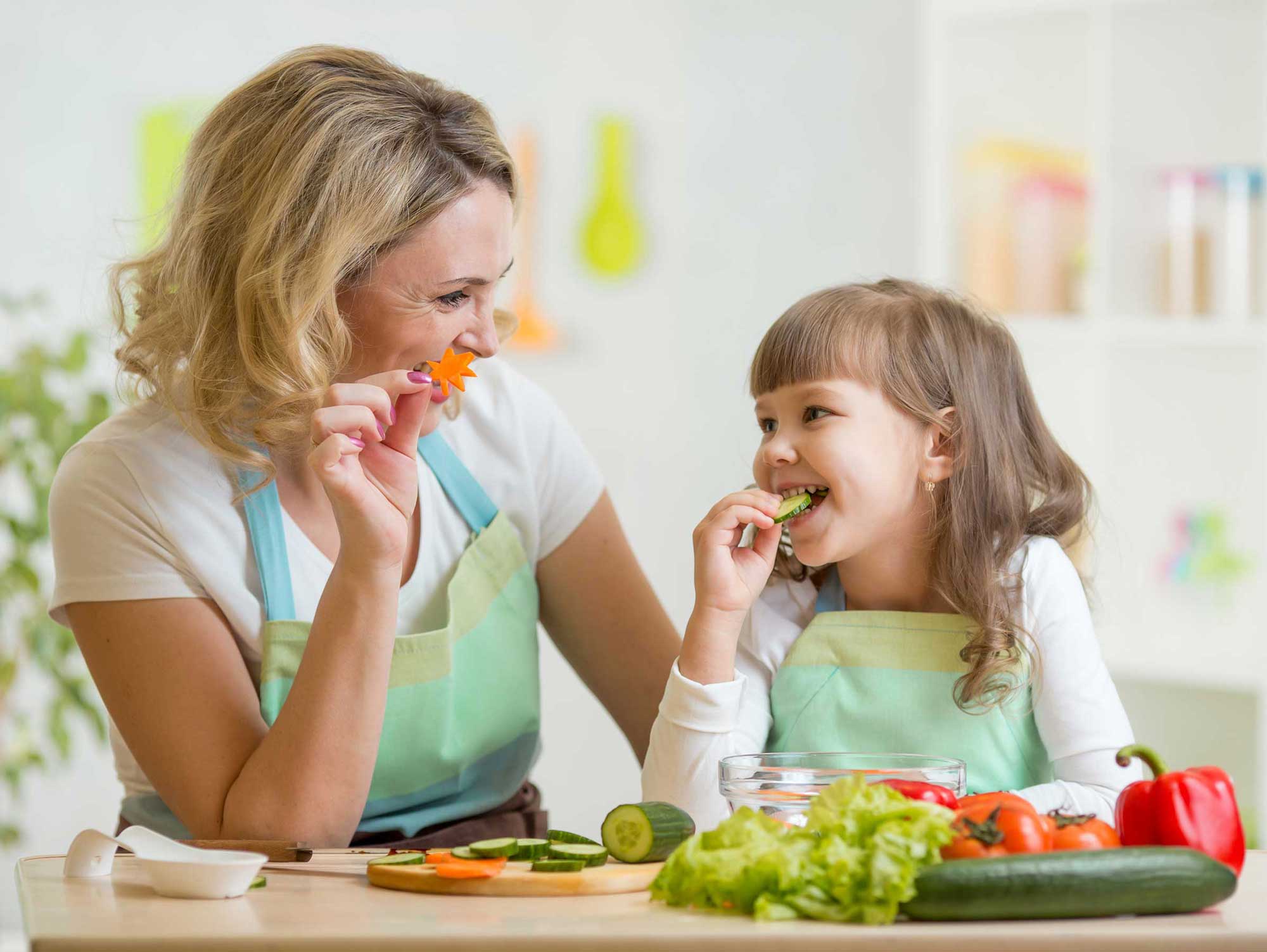 Schulverpflegung-mutter-tochter
