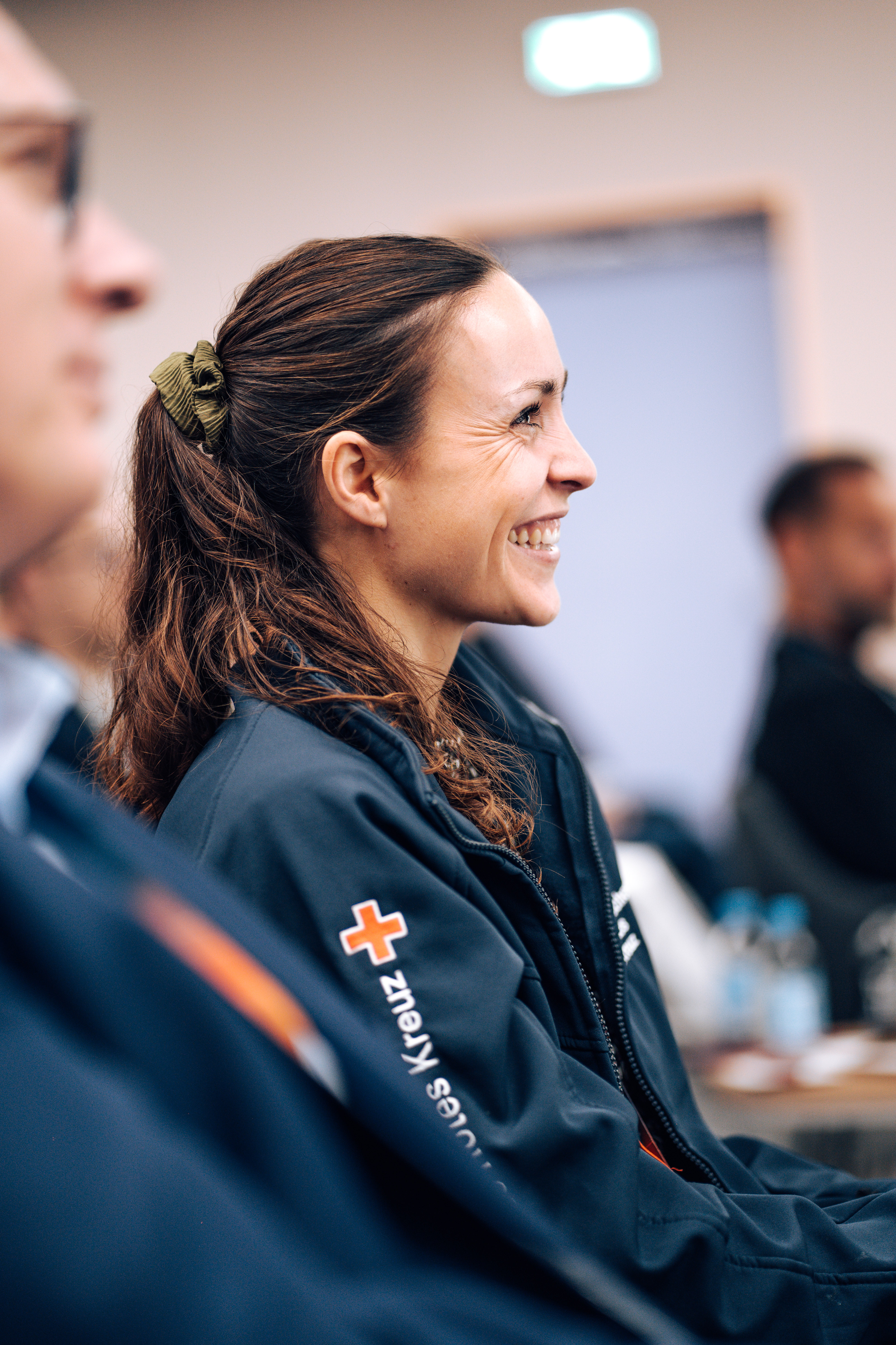 Menueservice-Marketing-Summit_Eine Teilnehmerin folgt den Keynotes